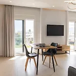 Apartman 30 Roses White