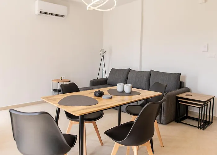 30 Roses White Apartment *