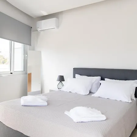 30 Roses White * Kos Town