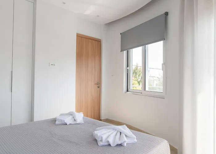 30 Roses White Апартаменты